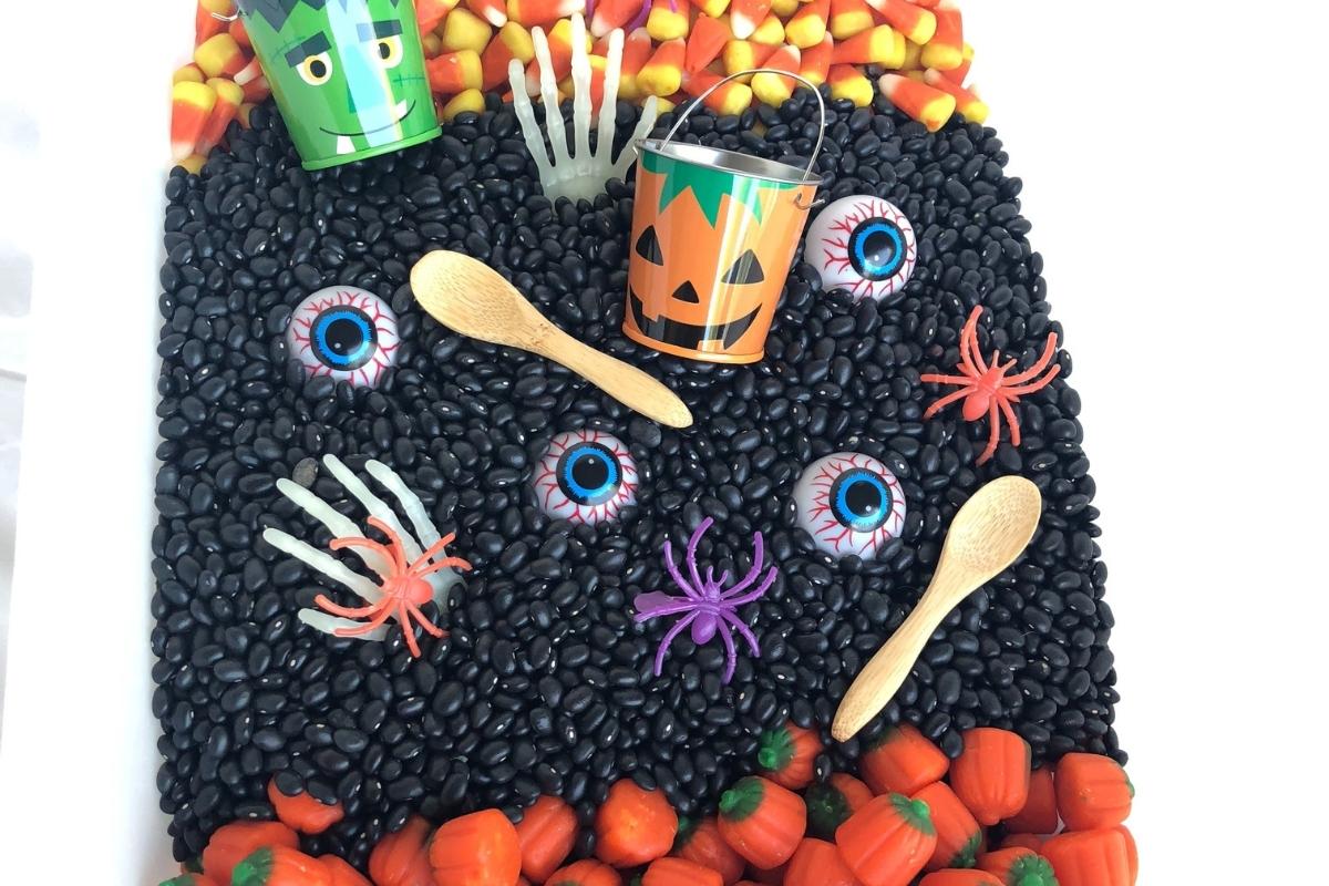 preschooler halloween sensory activities